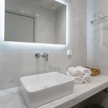 Vallia's Seaview Complex Konukevi 3*