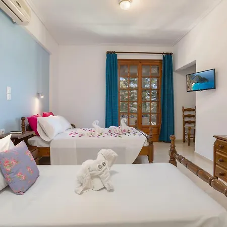 Vallia's Seaview Complex Argassi