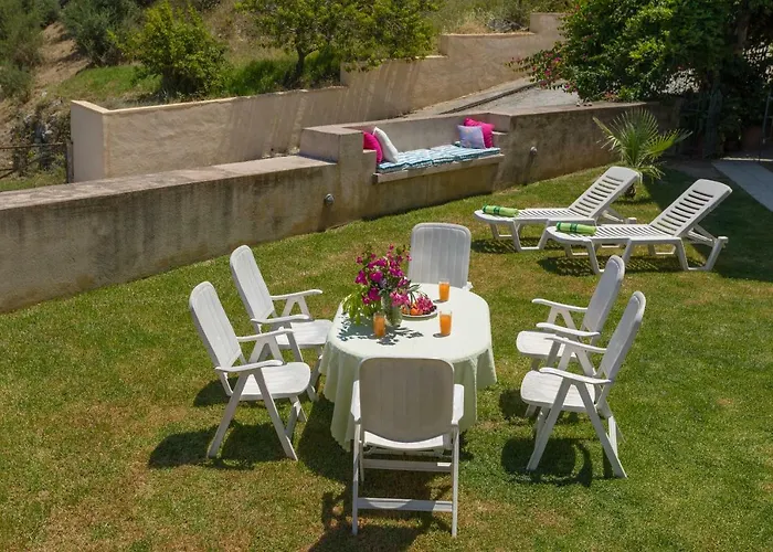 Vallia's Seaview Complex Gæstehus