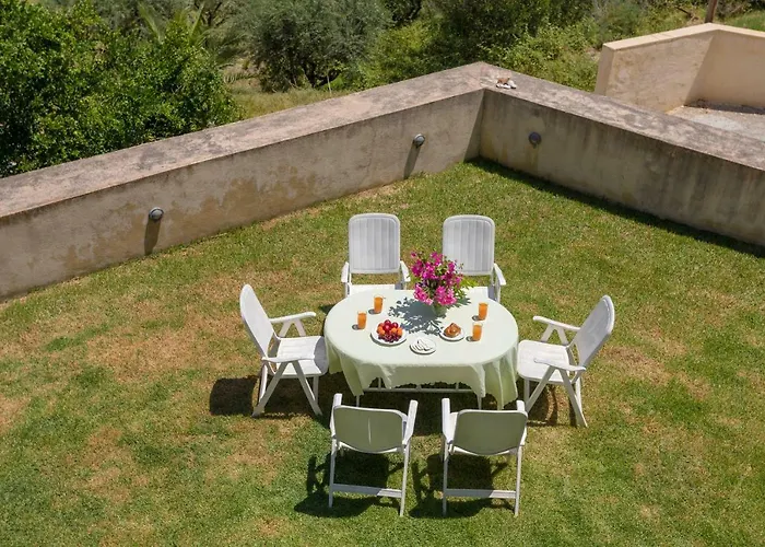 Gæstehus Vallia's Seaview Complex 3*