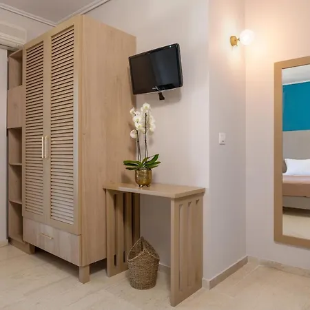 Vallia's Seaview Complex