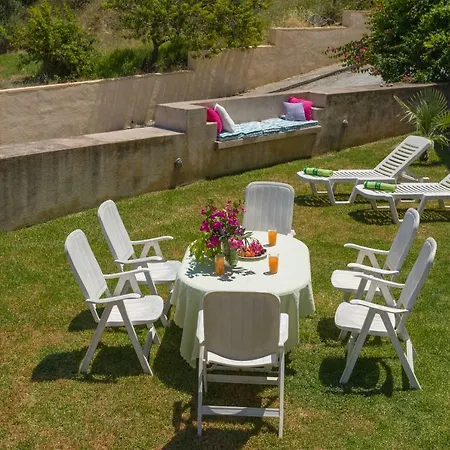 Vallia's Seaview Complex ゲストハウス