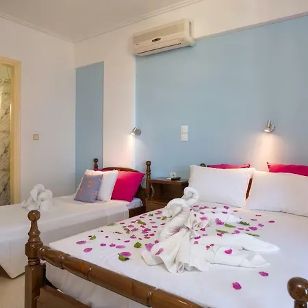 Vallia's Seaview Complex 招待所 阿凯松